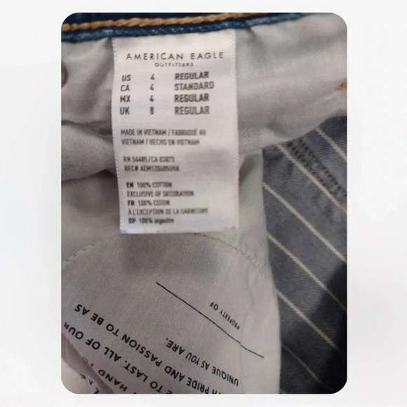 American  Eagle Pinstripe Mom Jeans Size 4 - Picture 8 of 10